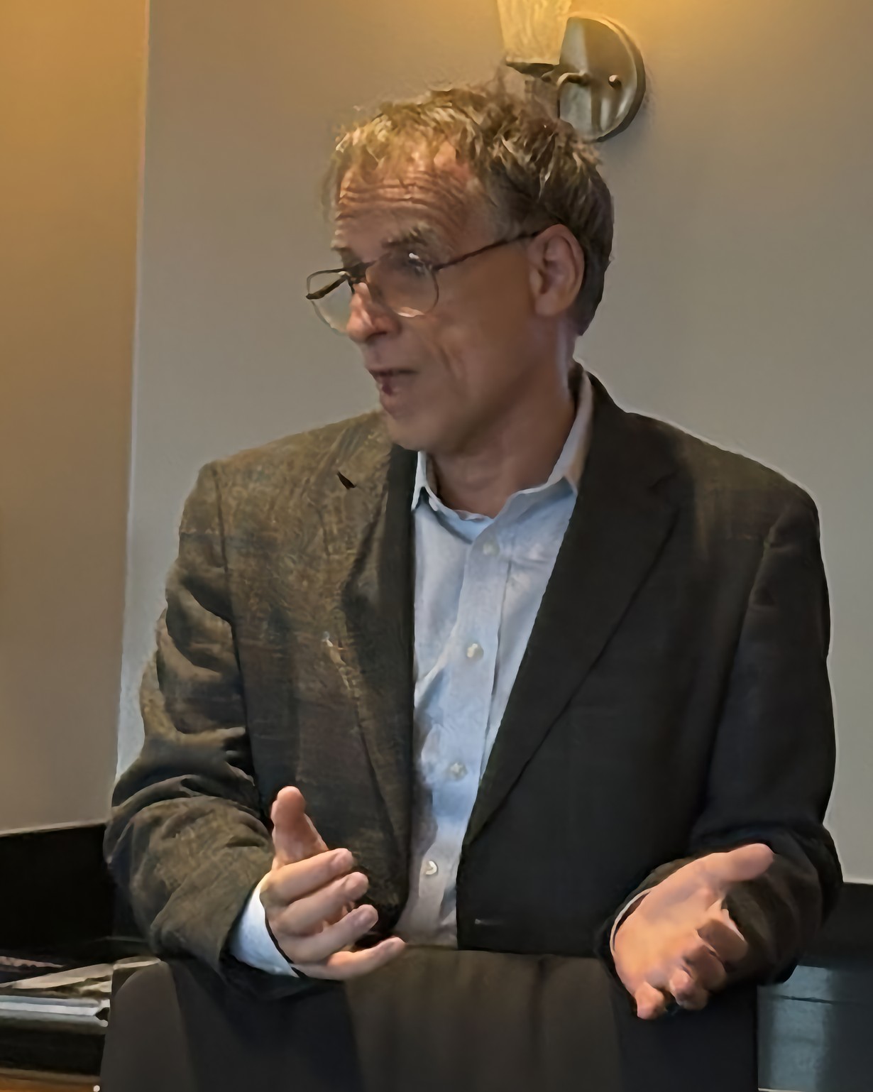 Stefan Brunner speaking at an investor event in Austin